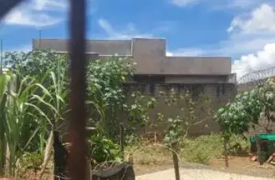 Terreno à venda na Rua Rosa Magri Gatto, 88, Jardim do Bosque, São Carlos