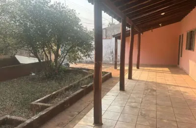 Casa com boa localização próximo escola, creche e supermercados