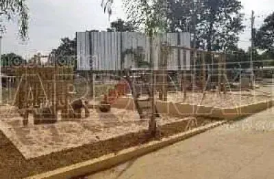 Sala comercial próxima a escola prof. adail malmegrim gonçalves em água vermelha