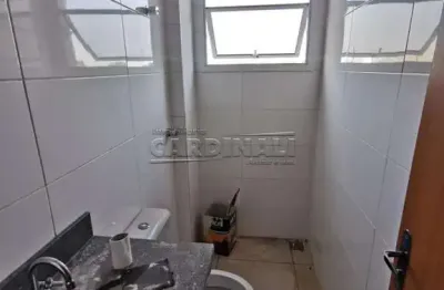 Apartamento com 2 quartos para alugar na Rua Voluntários Da Patria, 4° Andar, 485, Centro, Araraquara