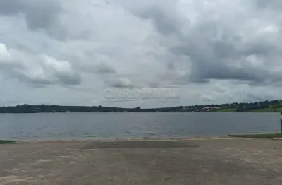 Chácara localizada no balneário santo antônio, mais conhecido como broa.