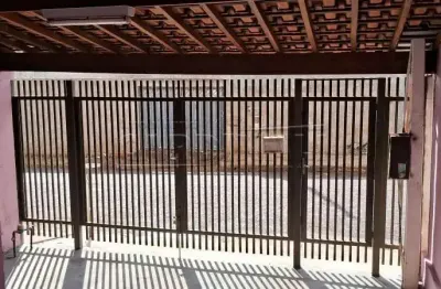 Casa com 2 quartos à venda na Avenida Sargento Polícia Militar Walter Nalin, Casa, 294, Parque São Paulo (Vila Xavier), Araraquara