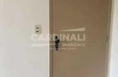 Apartamento com excelente localização no centro ao lado de banco e supermercados!