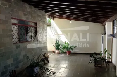 Casa com 3 quartos à venda na Rua Rio Grande, Casa, 1204, Jardim Brasil (Vila Xavier), Araraquara