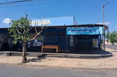 Salão comercial de esquina com ótima localização, próximo a vaz filho