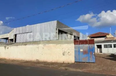 Barracão / Galpão / Depósito à venda na Avenida Rolando Tripoli Volpe, 168, 148, Jardim Morada do Sol (Vila Xavier), Araraquara