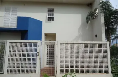 Casa com 2 quartos para alugar na Avenida Paulo De Arruda Correa Da Silva, Casa E, 46, Recreio dos Bandeirantes, São Carlos