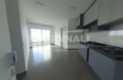 Apartamento padrão em excelente condomínio com ótima localização