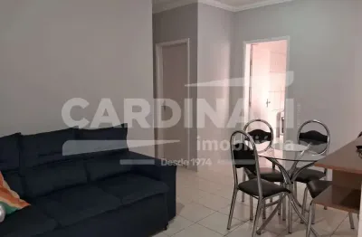 Apartamento mobiliado com ótima localização, próximo do centro.
