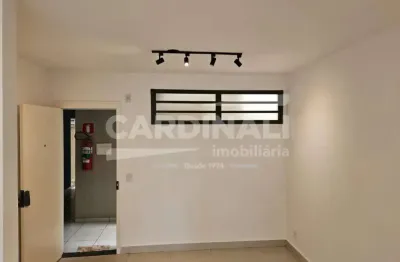 Apartamento com ótima localização, área de lazer completo.
