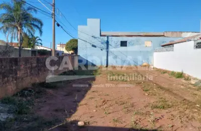 Terreno à venda na Rua Francisco Stella, S/N, Vila São José, São Carlos