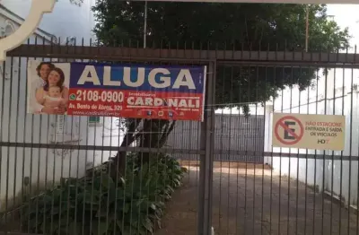 Casa comercial para alugar na Avenida Espanha, Entre Ruas 3/4, 551, Centro, Araraquara