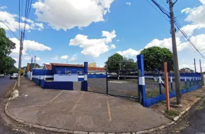 Casa comercial para alugar na Rua Castro Alves, Entre Av Brasil E Sp | Ao Lado La Moreira Material Construção, 1795, Jardim Morumbi, Araraquara