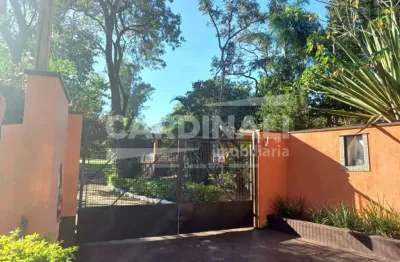 Chácara localizada no bairro recreio campestre bem perto do posto castelo antes do pedágio.