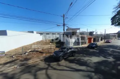 Terreno pronto para ser construído no bairro estancia suíça