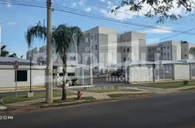 Apartamento com ótima localização, próximo escola e creche.