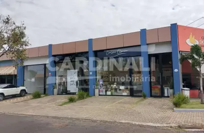Sala comercial com excelente localização, próximo a supermercados e comércios.
