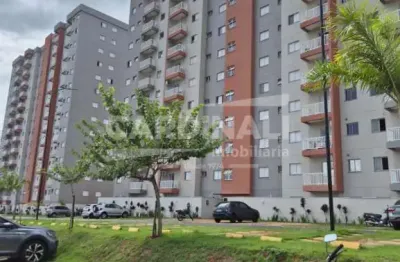 Apartamento com ótima localização, área de lazer completo.