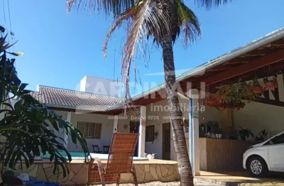 Gostaria de morar em uma casa no samambaia em são carlos? esta é sua grande chance!