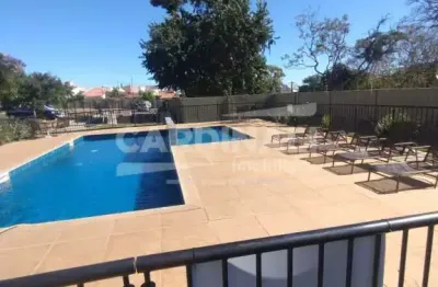 Apartamento 2 dormitórios, 1 vaga de garagem e piscina
