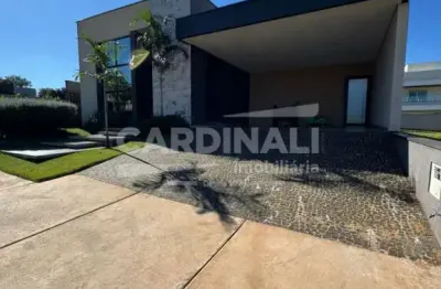 Casa com excelente localização, próximo supermercados e faculdades.