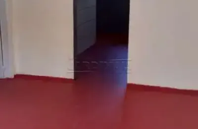 Casa com 2 dormitórios no centro em frente ao posto de bombeiros em são carlos