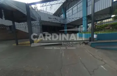 Apartamento duplex com 3 dormitórios próximo ao centro