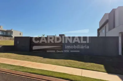Excelente oportunidade de adquirir um ótimo terreno, no condomínio laranjeiras.