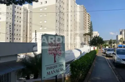 Apartamento muito bem localizado com uma vista incrível do ultimo andar.