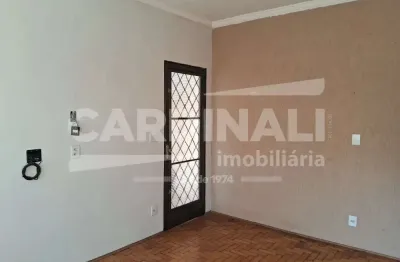 Casa com 2 quartos para alugar na Avenida José Arantes, 799, Cidade Jardim, Araraquara
