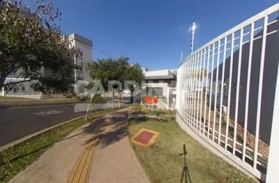 Apartamento de dois dormitórios com uma vaga de garagem no bairro jockey club