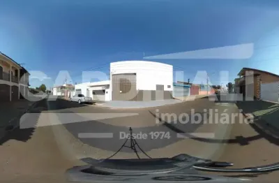 Pé direito com 5 metros - trifásico - escritório - banheiro - ótima localização