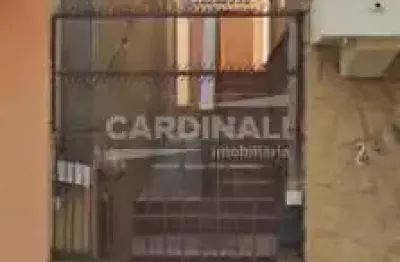 Casa com 3 quartos para alugar na Avenida São Carlos, 848, Centro, São Carlos