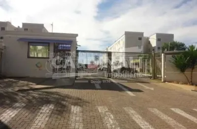 Apartamento com boa localização, próximo a escolas e creches.