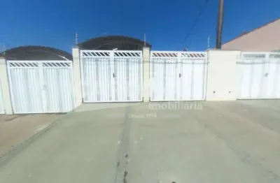 Casa 1 dormitório com garagem coberta próximo a usp 1.