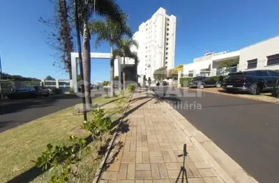 Apartamento de dois dormitórios na região do shopping igatemi.