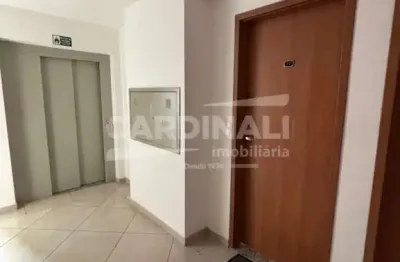 Apartamento com 2 quartos à venda na Rua Treze de Maio, 1119, Jardim São Carlos, São Carlos