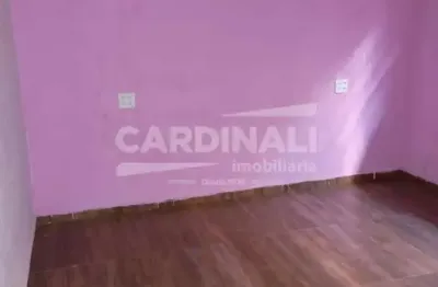 Casa com 1 quarto à venda na Rua Guilherme Simão Darezzo, 572, Cidade Aracy, São Carlos