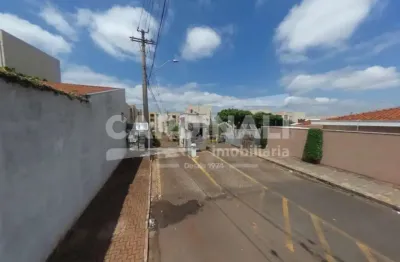 Condomínios fechado e segundo no bairro jardim das torres - são carlos.