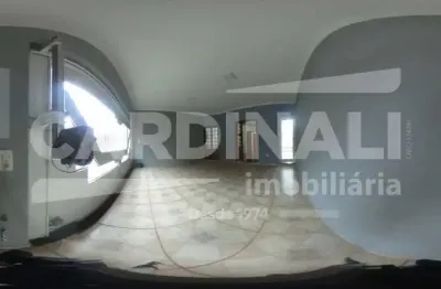 Casa 3 dormitórios, garagem coberta para 2 carros próximo a eletrolux