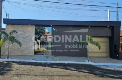 Conjunto de salas comerciais, com excelente localização próximo a comércio.