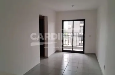 Apartamento com ótima localização e área de lazer completo.