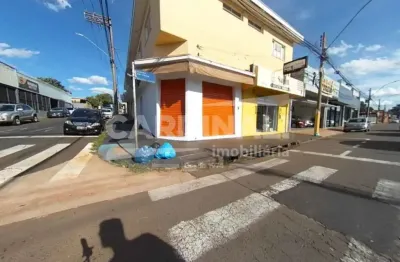 Ponto comercial para alugar na Avenida São Carlos, Esquina, 380, Vila Lutfalla, São Carlos
