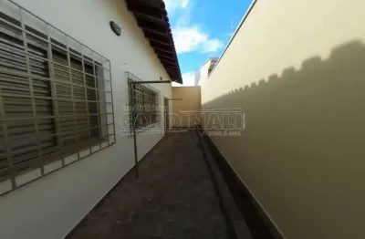 Casa com 3 quartos para alugar na Avenida Doutor Agostinho Tucci, 1169, Vila Harmonia, Araraquara