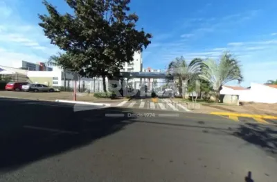 Apartamento com excelente localização, próximo a supermercados e comércios.