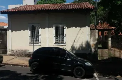 Casa com 3 dormitórios no centro próxima ao teatro municipal em são carlos