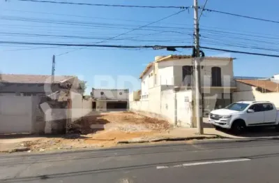 Casa com 3 quartos para alugar na Avenida Luiz Alberto, 884, Vila Veloza, Araraquara