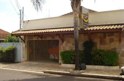 Casa com 4 quartos à venda na Rua José Bonifácio, 570, Núcleo Residencial Silvio Vilari, São Carlos