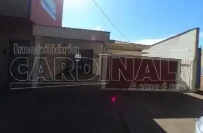 Casa com 3 quartos à venda na Avenida Teixeira de Barros, 1011, Vila Prado, São Carlos