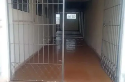 Casa com 3 quartos à venda na Rua Treze de Maio, 1044, Vila Xavier (Vila Xavier), Araraquara